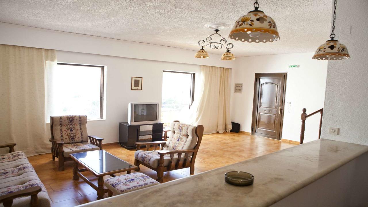 Marou Hotel Agia Pelagia  외부 사진